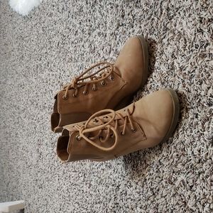 Tan Madden Girl Wedges